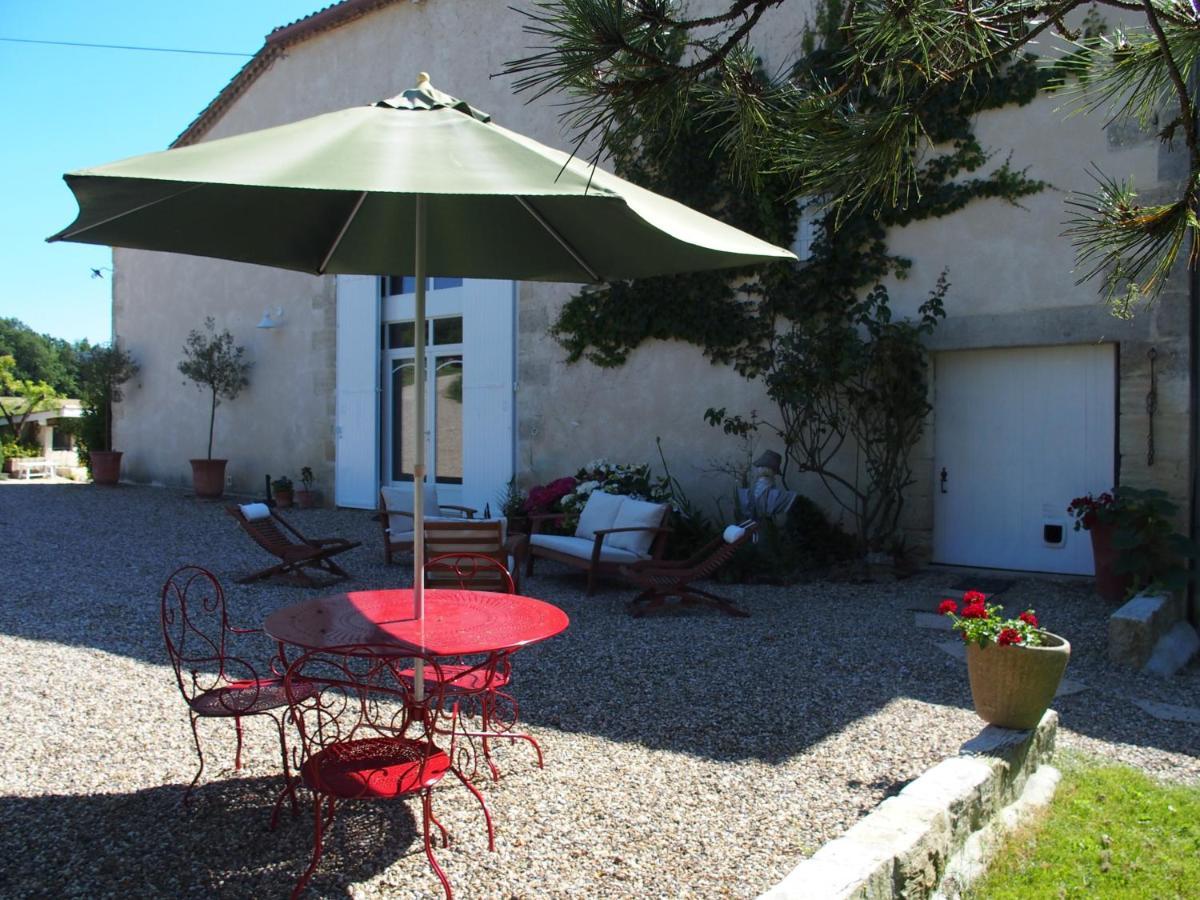 Les Tamaris Acomodação com café da manhã Castelnau-sur-Gupie Exterior foto